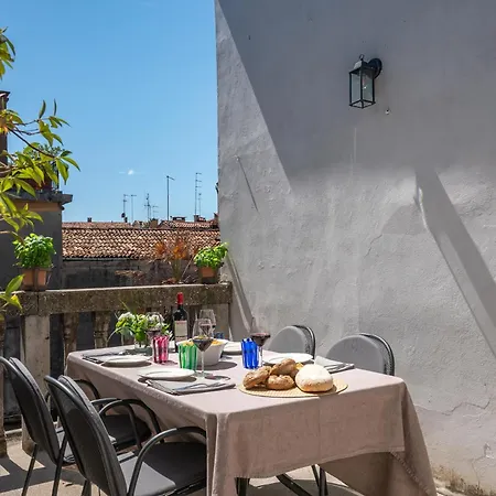 Ca' Dell'artista With Terrace Apartment