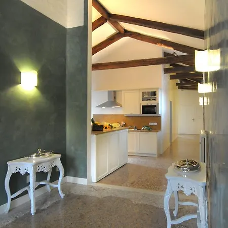 Apartment Ca' Dell'artista With Terrace *