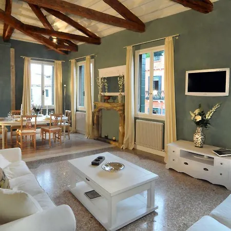 Ca' Dell'artista With Terrace Apartment *