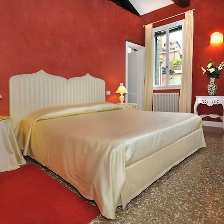 Ca' Dell'artista With Terrace Apartment *